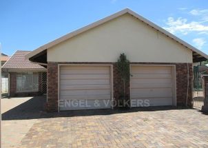 For Sale in POTCHEFSTROOM
