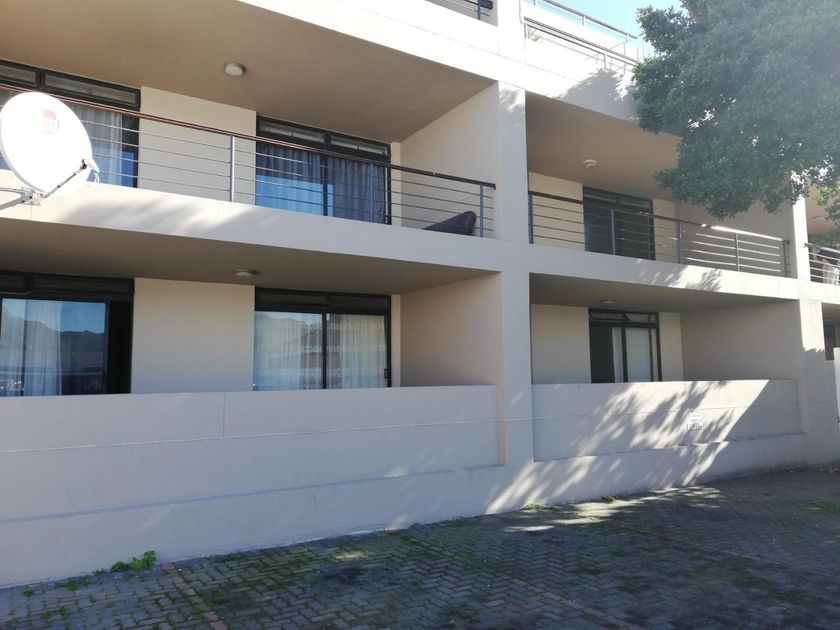 Flat-Apartment For Sale in Gansbaai Central, Western Cape