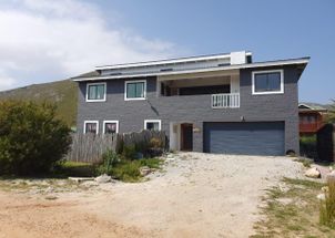 For Sale in Pringle Bay
