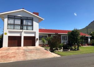 For Sale in Kleinmond
