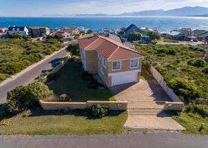 For Sale in Gansbaai
