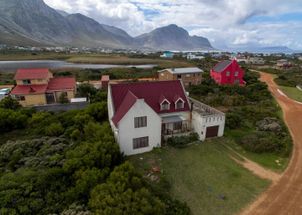 For Sale in Bettys Bay
